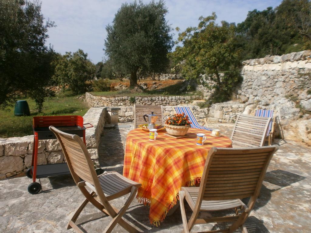 Trullo Villa Giuliana Con Giardino Posizione Panoramica Free Wifi Ostuni Chambre photo