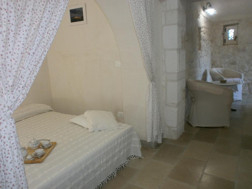 Trullo Villa Giuliana Con Giardino Posizione Panoramica Free Wifi Ostuni Extérieur photo